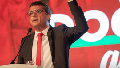 حزب جمهوری خواه در دور دوم انتخابات، از مصطفی اکینجی حمایت می‌کند