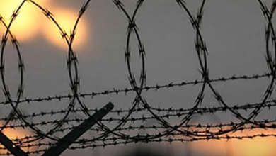 کشیدن سیم خاردار - رادیو قبرس