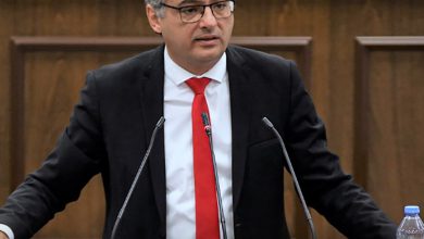 توفان ارهورمان - رادیو قبرس