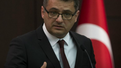 توفان ارهورمان - رادیو قبرس